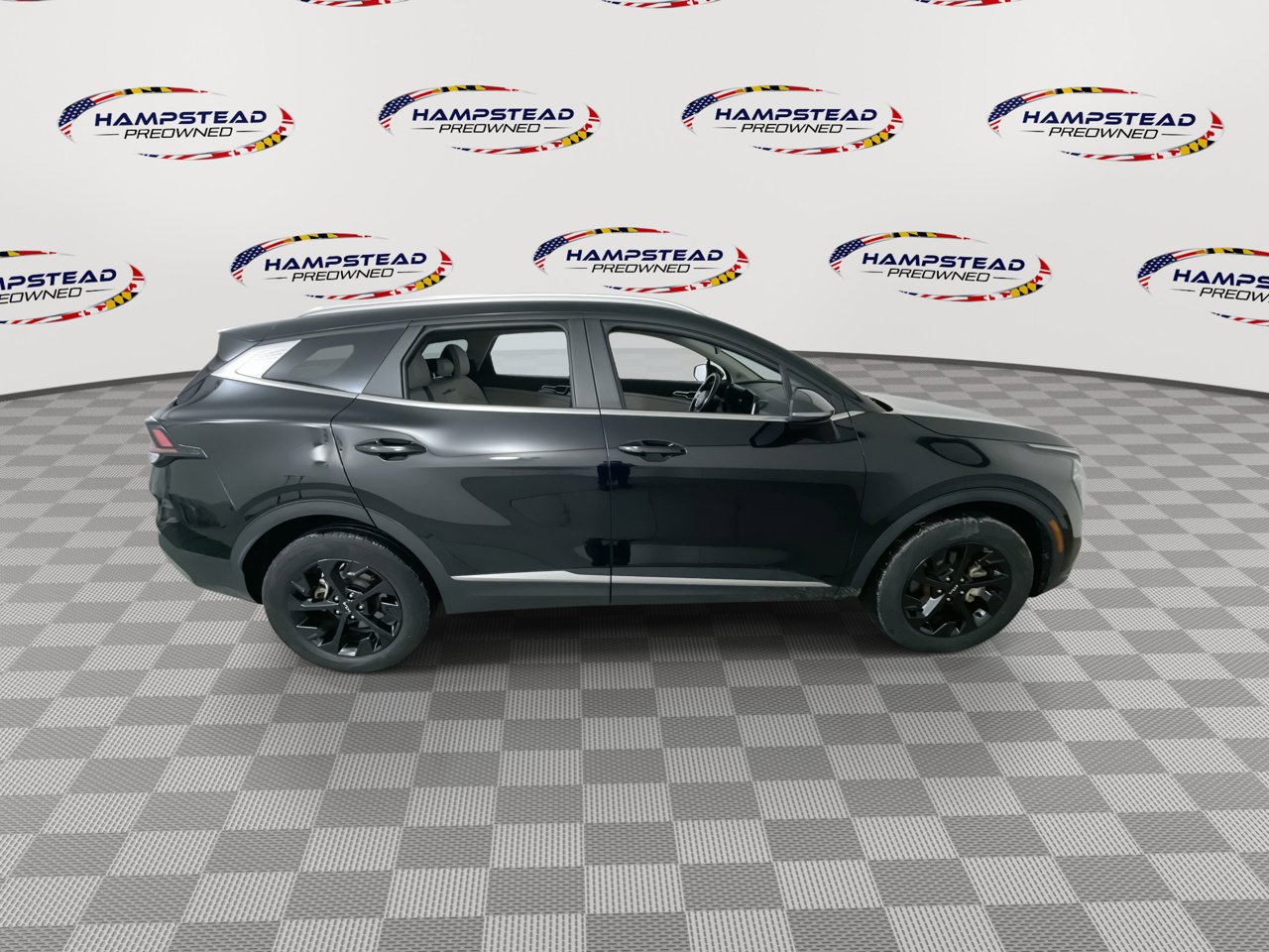 Used 2023 Kia Sportage EX AWD/4WD image 9