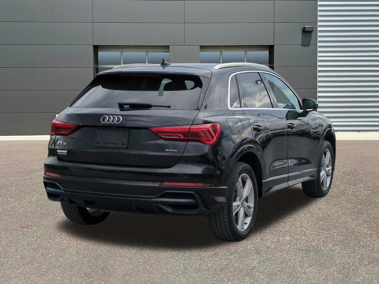 Used 2019 Audi Q3 2.0T Premium Plus w/ Premium Plus Package image 7