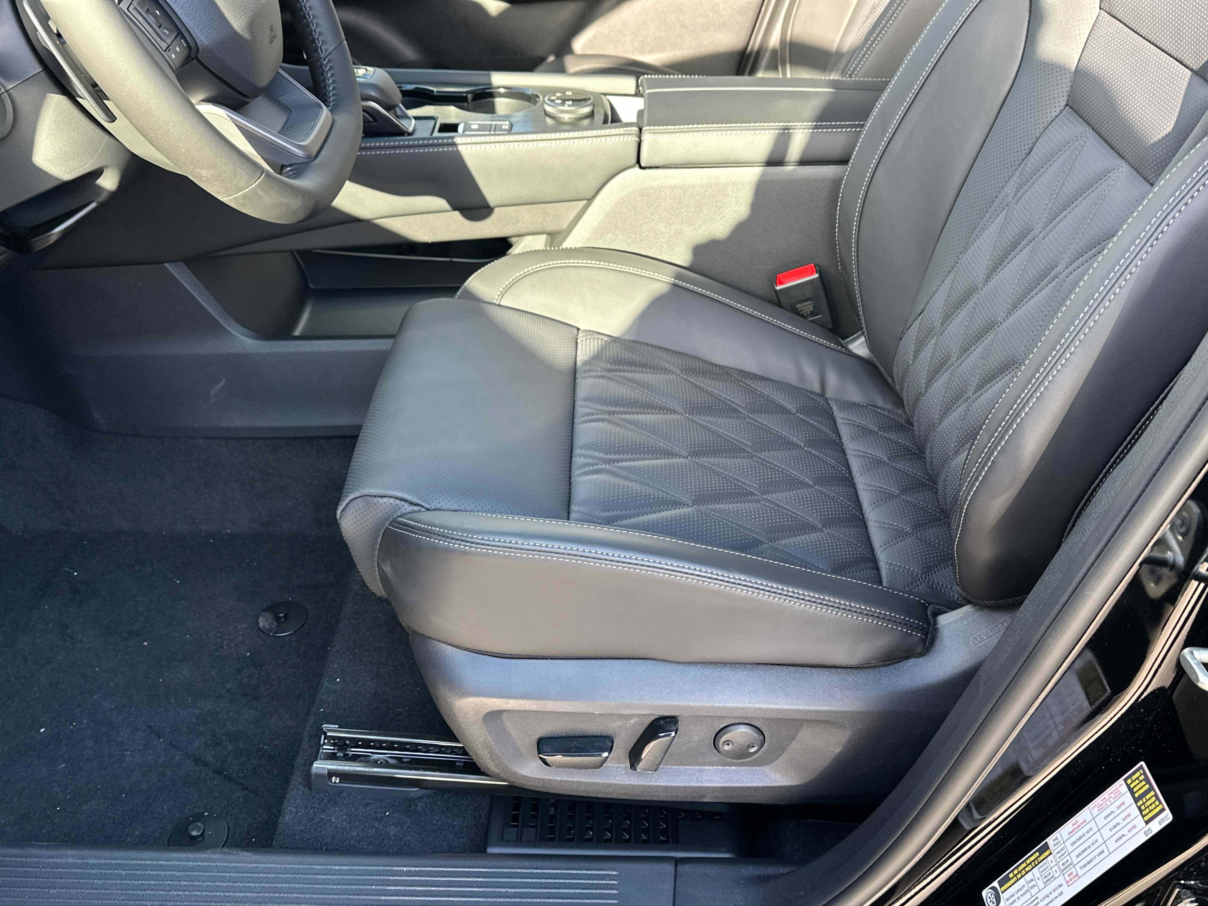 New 2026 Nissan Rogue Platinum w/ Platinum Premium Package image 26