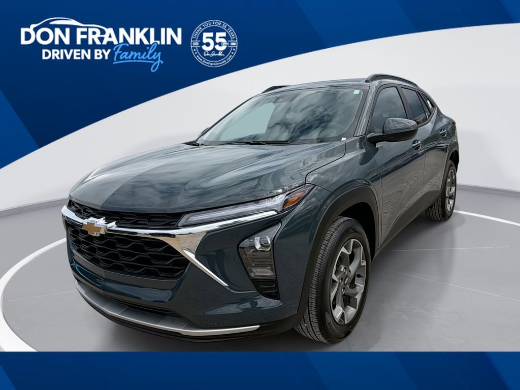 New 2026 Chevrolet Trax LT image 1