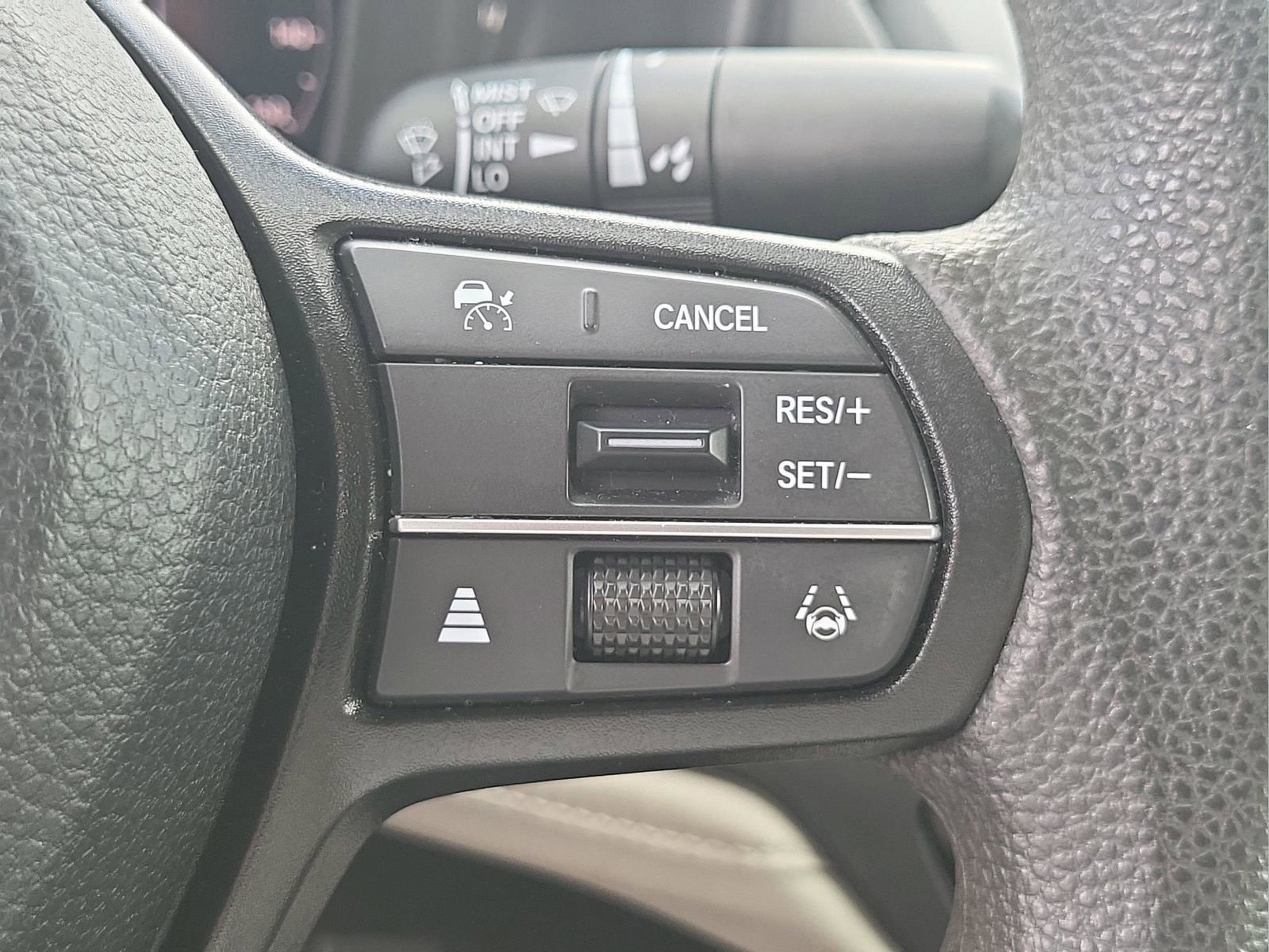 Certified 2023 Honda Accord EX image 9