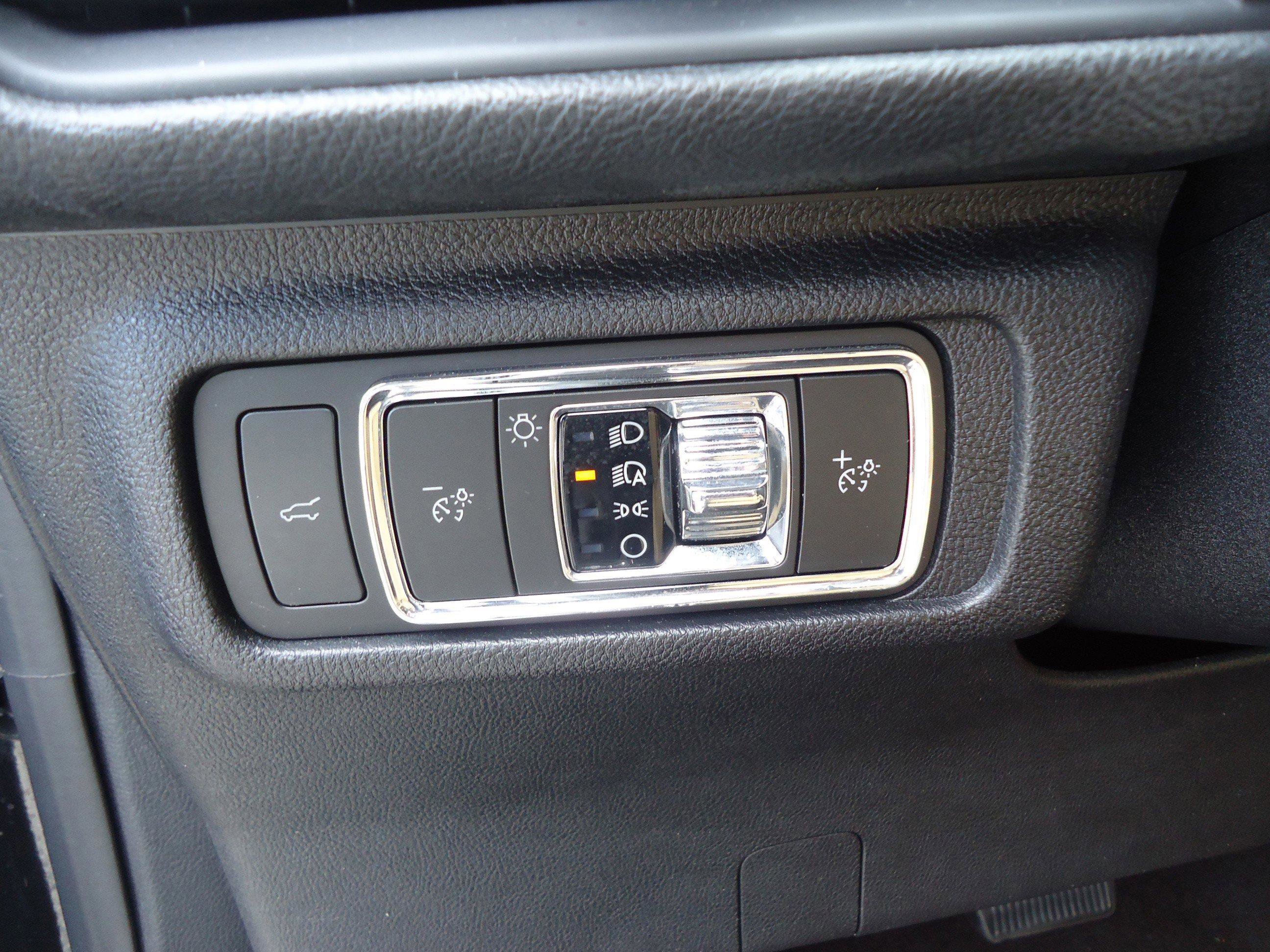 Used 2022 Lincoln Corsair Reserve w/ Equipment Group 201A AWD/4WD image 14