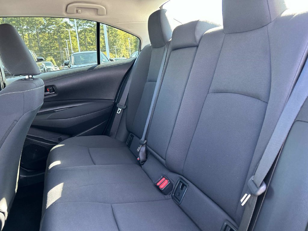 Used 2023 Toyota Corolla LE FWD image 14