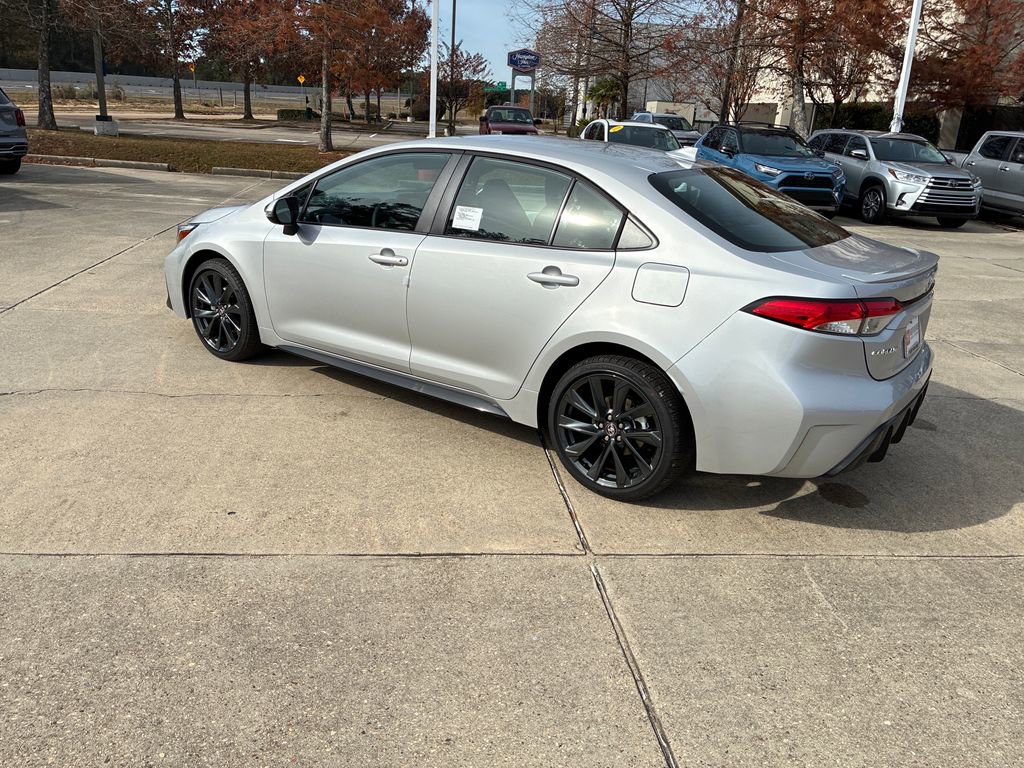 New 2026 Toyota Corolla SE image 3