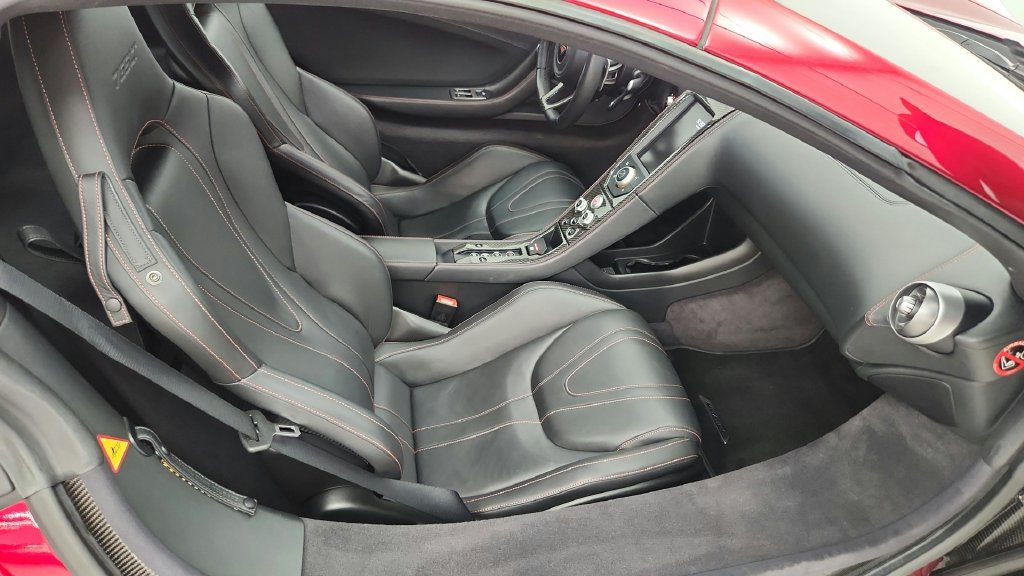 Used 2012 McLaren MP4-12C Coupe RWD image 29