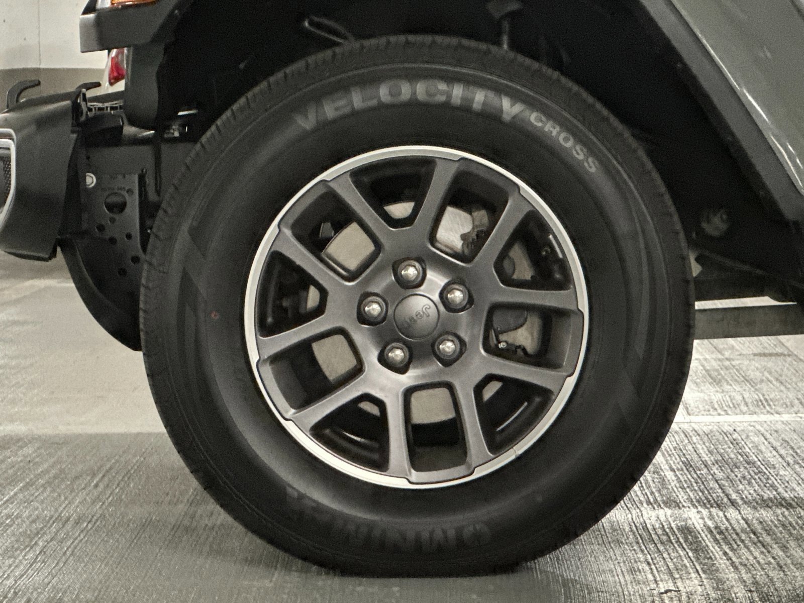 Used 2020 Jeep Gladiator Overland image 25