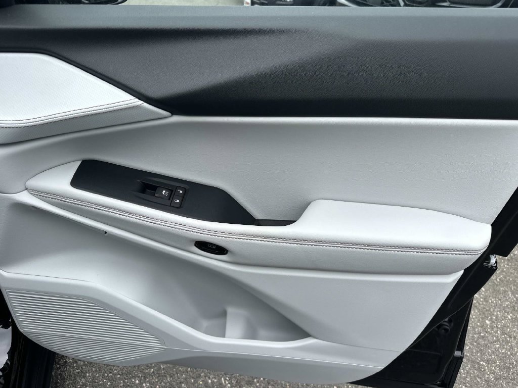 New 2026 Jeep Cherokee Limited AWD/4WD image 13