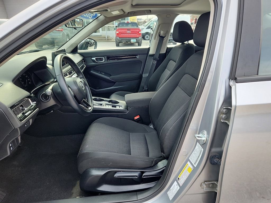 Used 2023 Honda Civic EX image 8