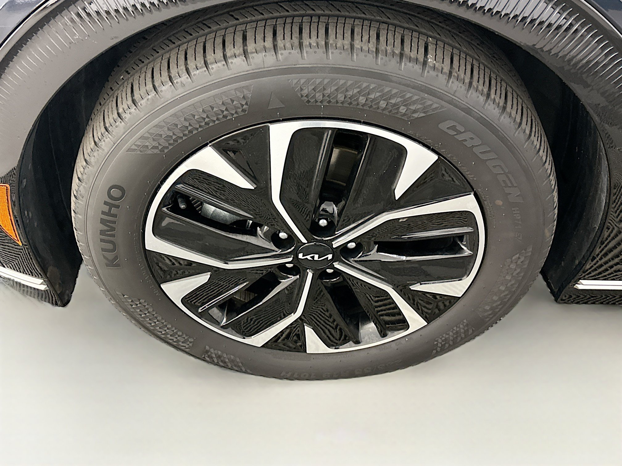 Used 2024 Kia EV6 Wind AWD/4WD image 11