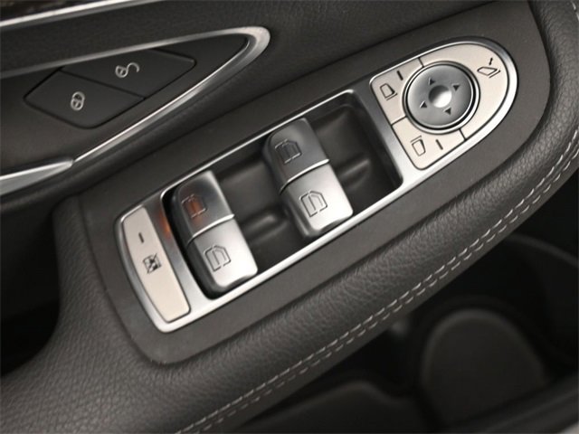 Used 2020 Mercedes-Benz C 300 Sedan image 13