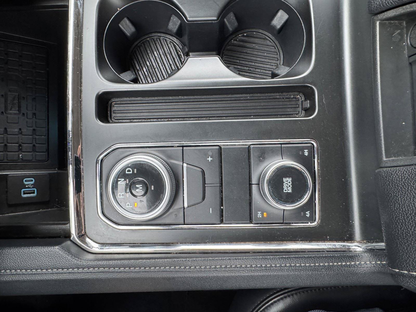 Used 2024 Ford Expedition XLT AWD/4WD image 19
