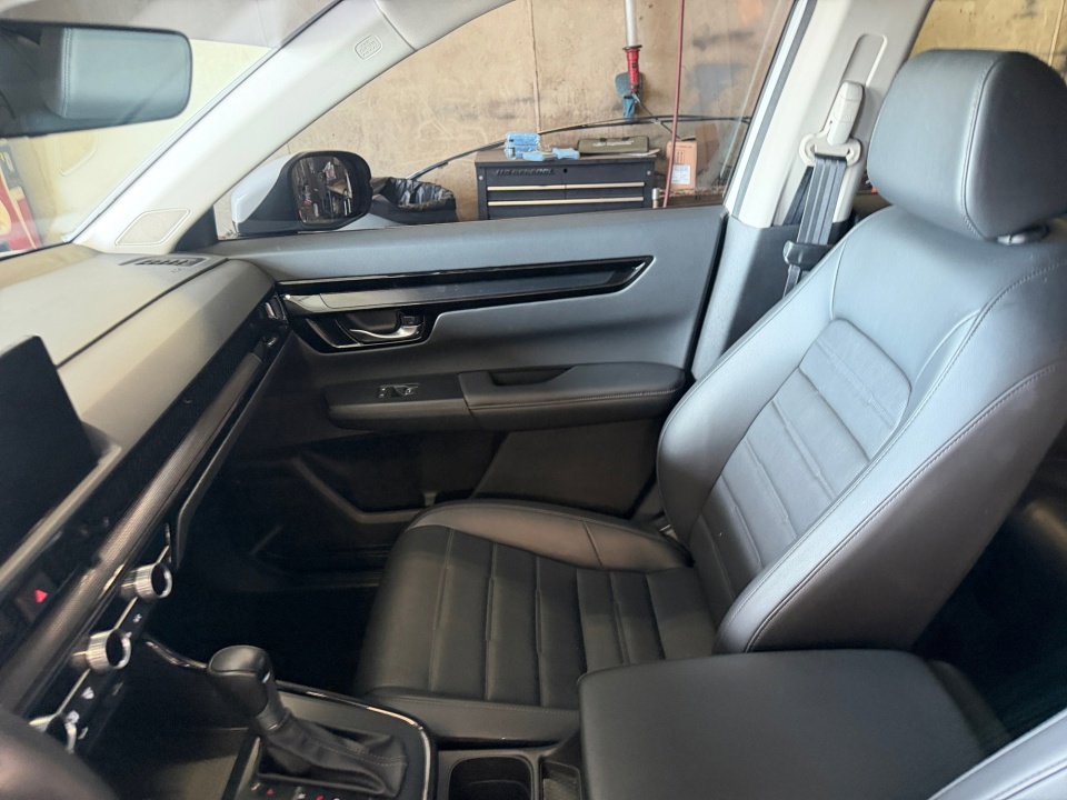 Used 2024 Honda CR-V EX-L image 32