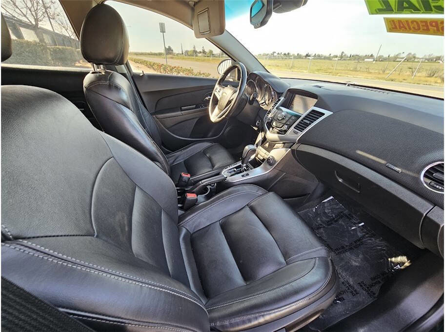 Used 2014 Chevrolet Cruze LTZ w/ RS Package image 12