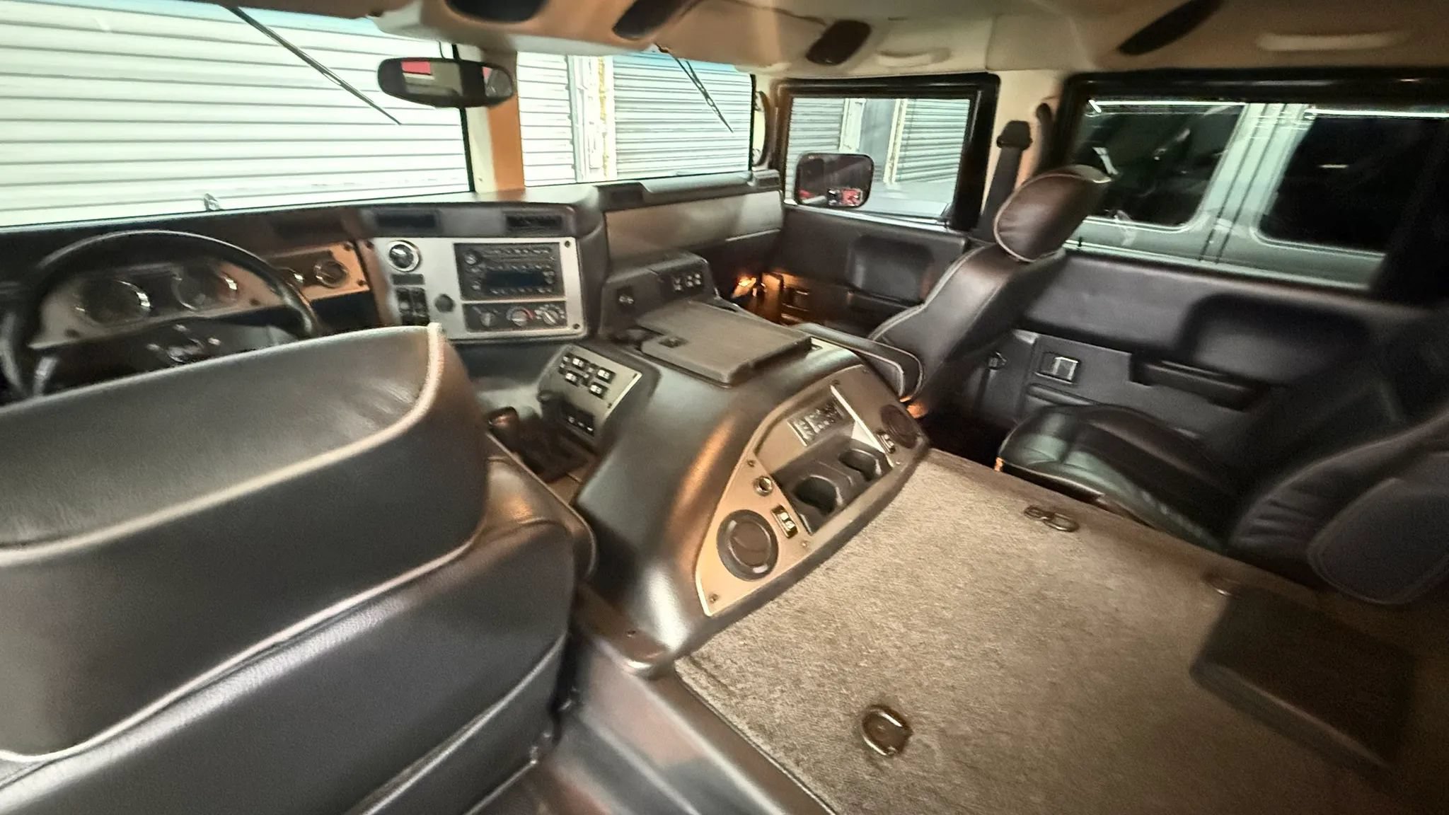 Used 2006 HUMMER H1 4-Door Wagon AWD/4WD image 9