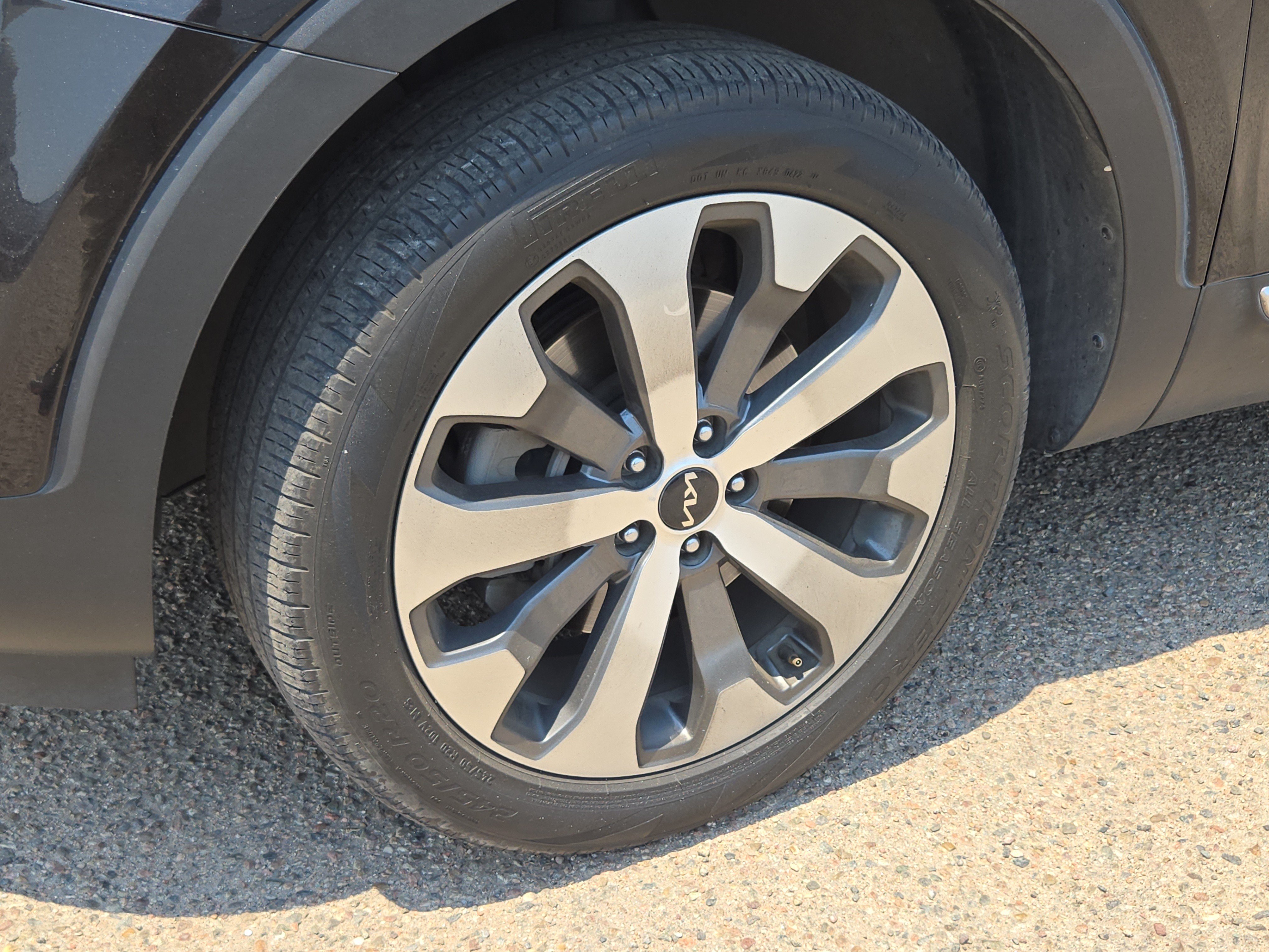 Used 2022 Kia Telluride S FWD image 7