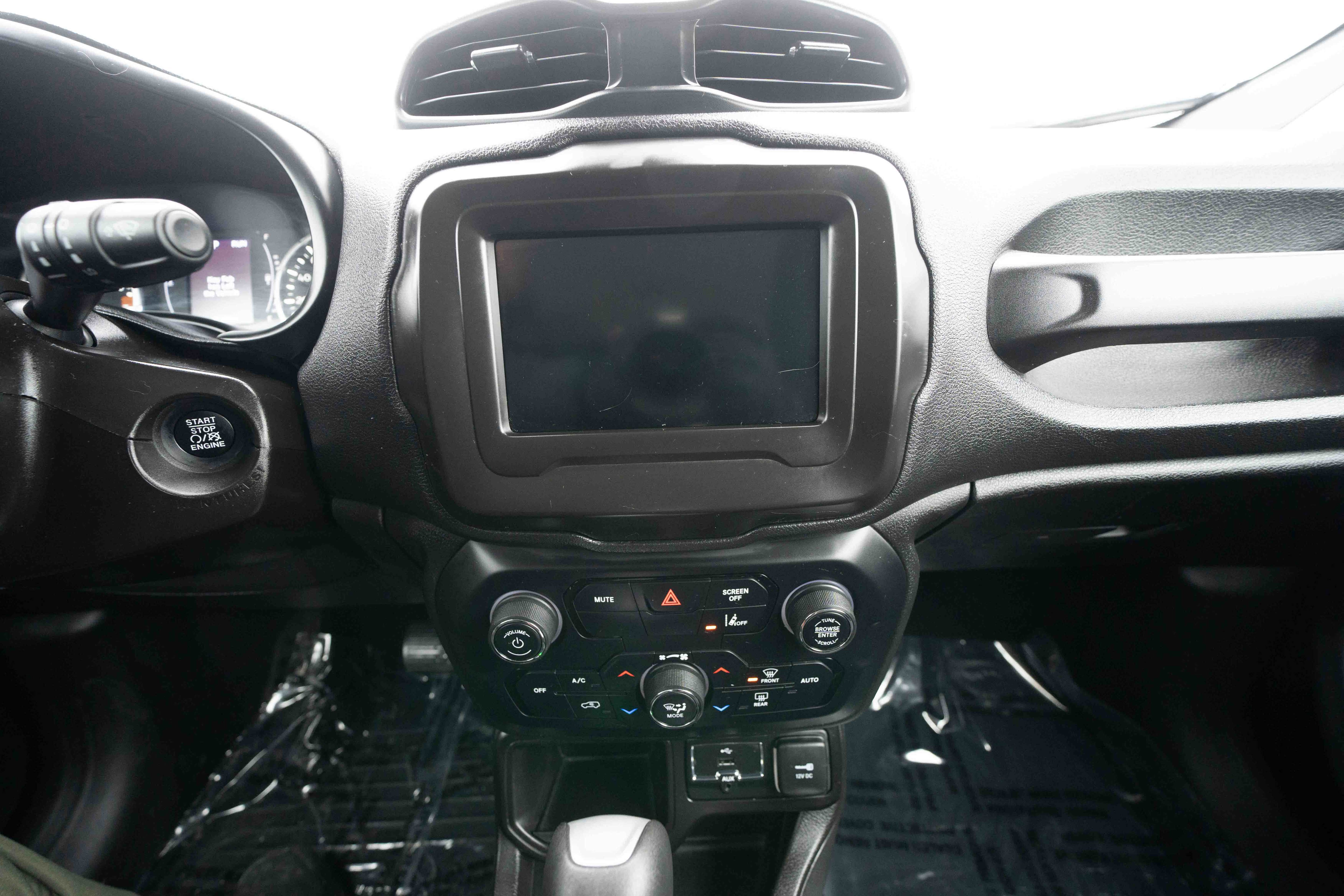 Used 2021 Jeep Renegade Sport image 17