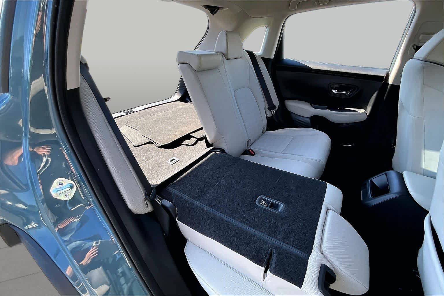 Used 2023 Honda HR-V LX image 21