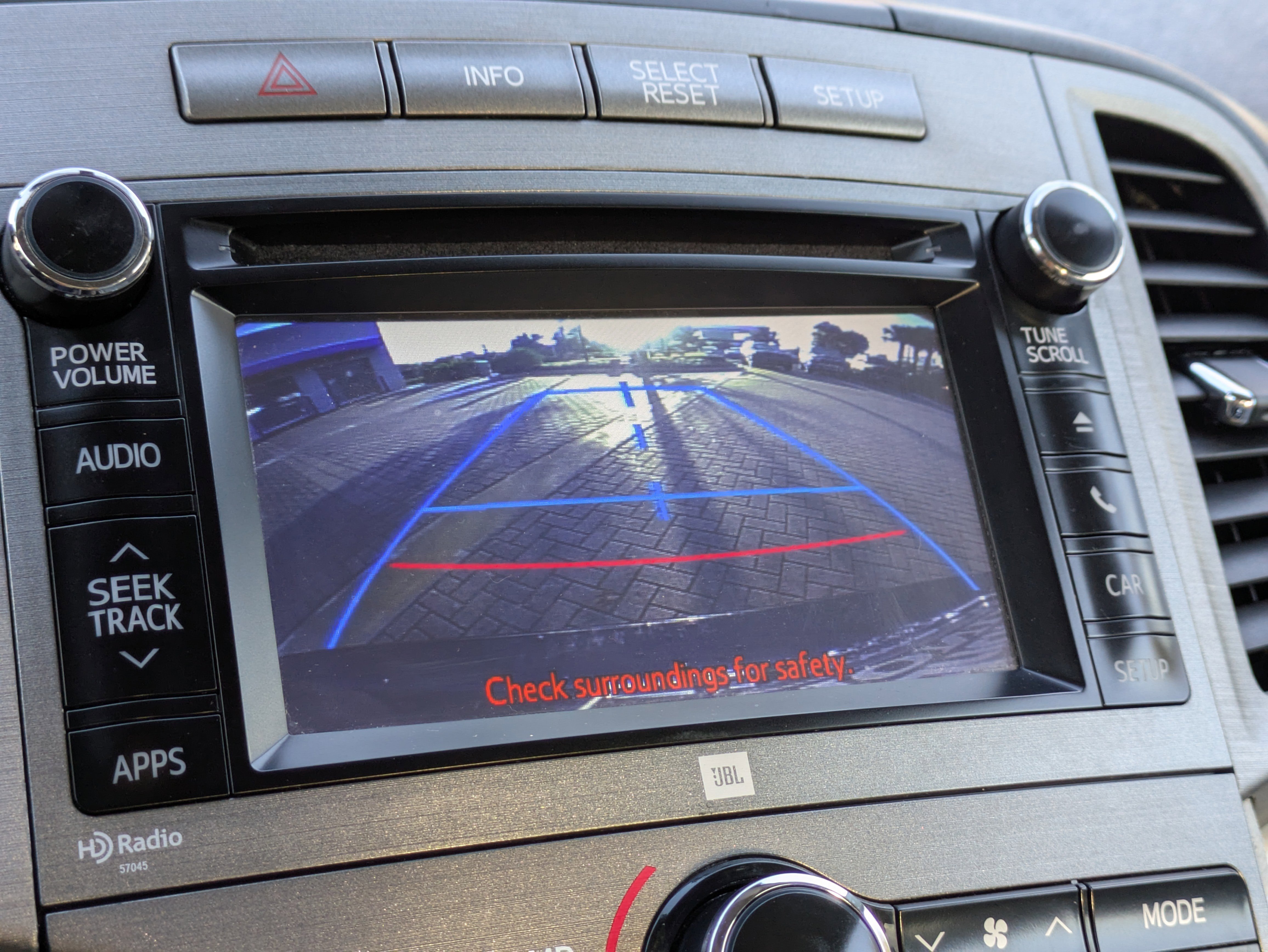 Used 2013 Toyota Venza XLE image 30