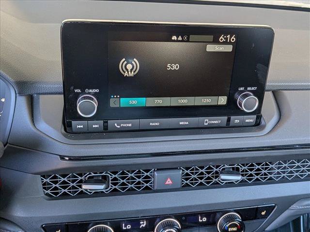 Used 2023 Honda Accord EX image 13