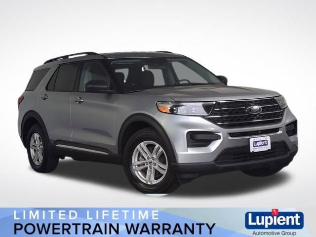 Used 2022 Ford Explorer XLT image 1