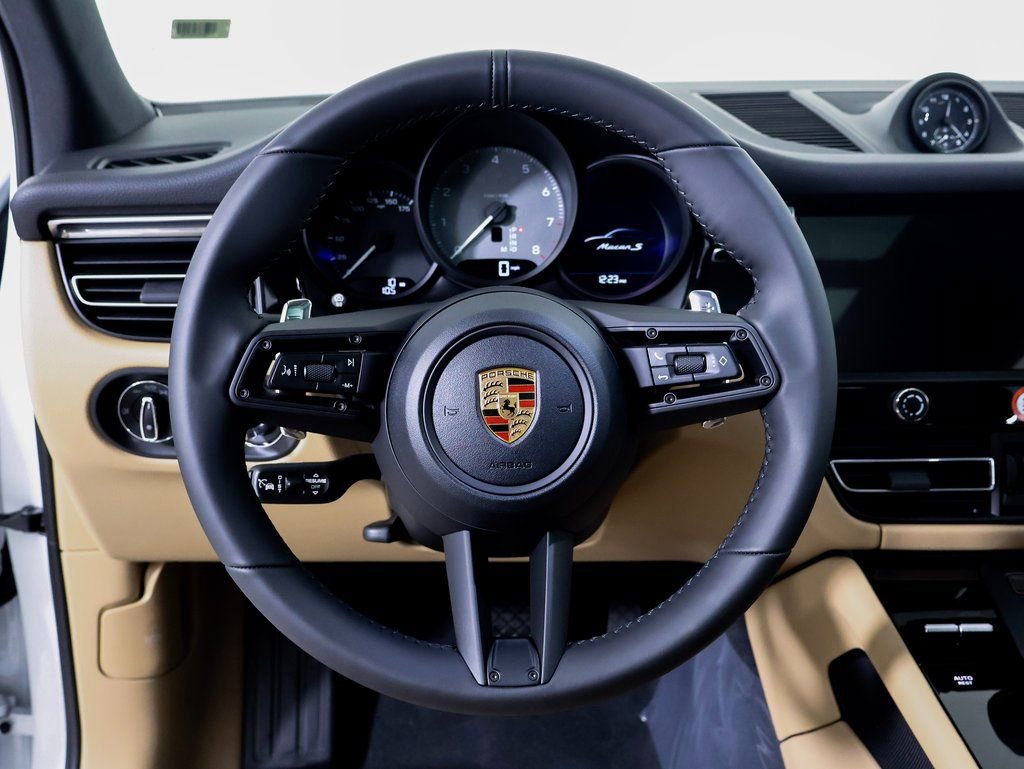 New 2026 Porsche Macan S image 9