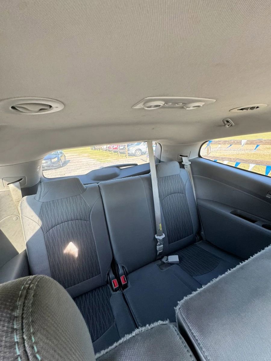 Used 2017 Chevrolet Traverse LS FWD image 15