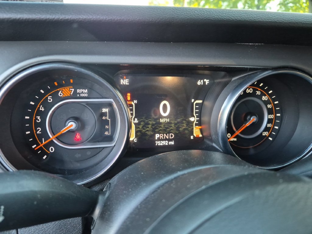 Used 2021 Jeep Wrangler Sport AWD/4WD image 17