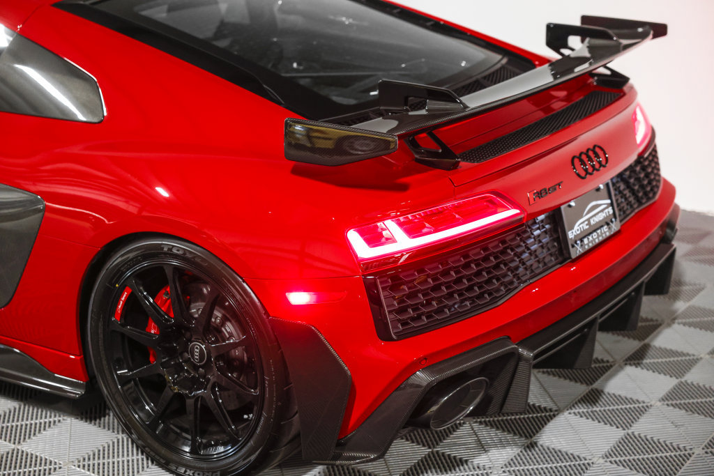 Used 2023 Audi R8 V10 GT RWD image 16