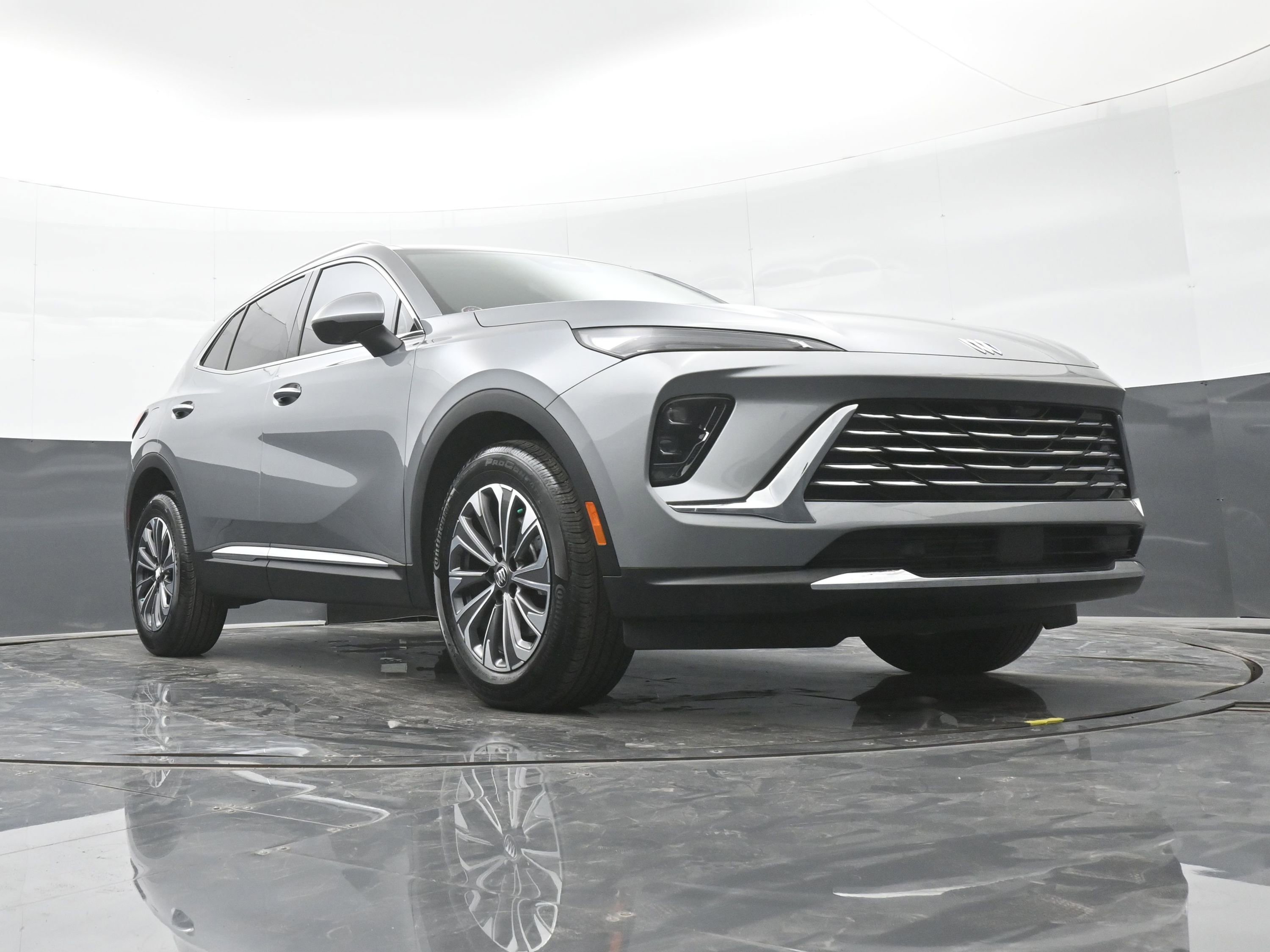 Used 2024 Buick Envision Preferred image 42