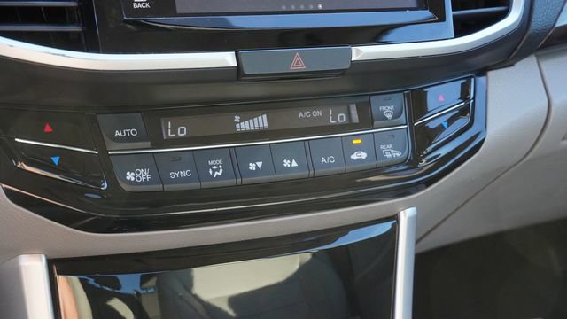 Used 2016 Honda Accord EX-L image 25