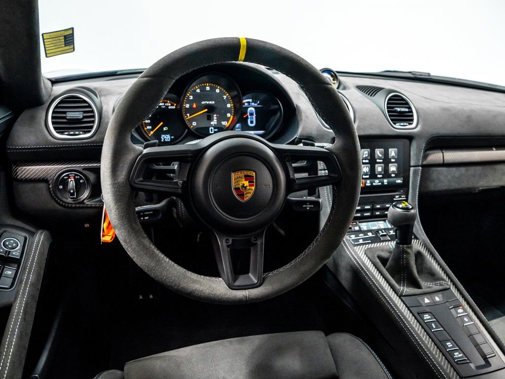 Used 2024 Porsche 718 Cayman GT4 RS image 21