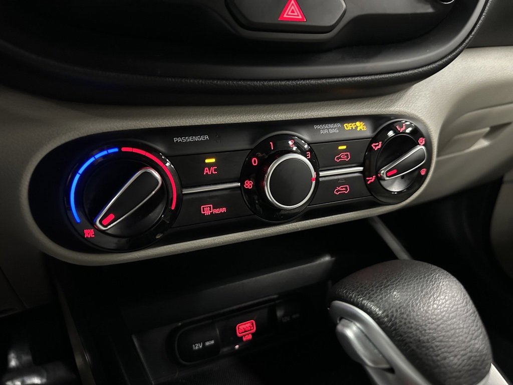 Used 2020 Kia Soul LX image 21