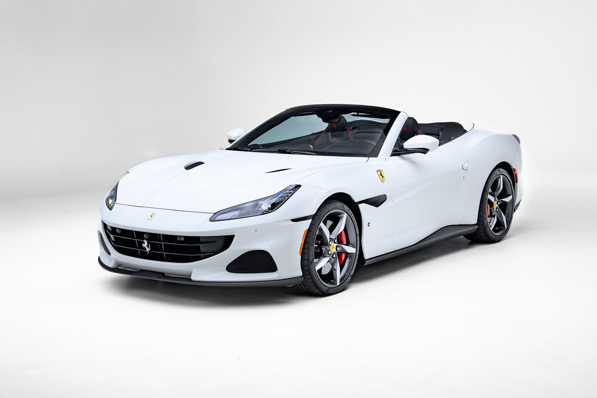 Used 2022 Ferrari Portofino M image 11