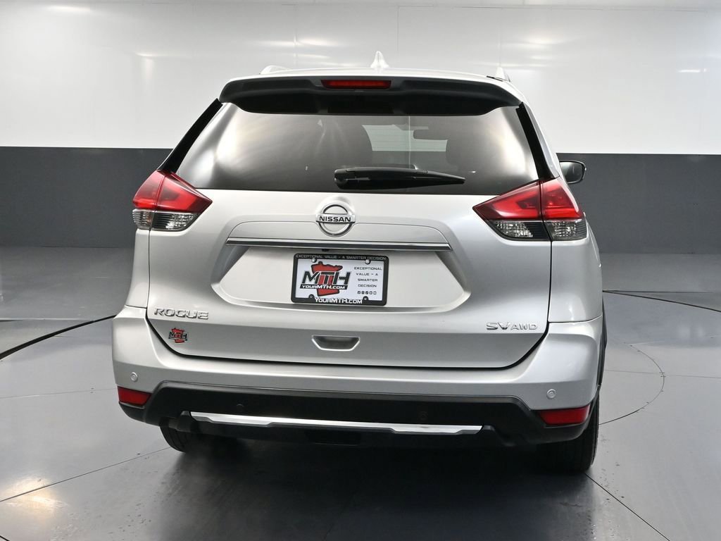 Used 2020 Nissan Rogue SV image 6
