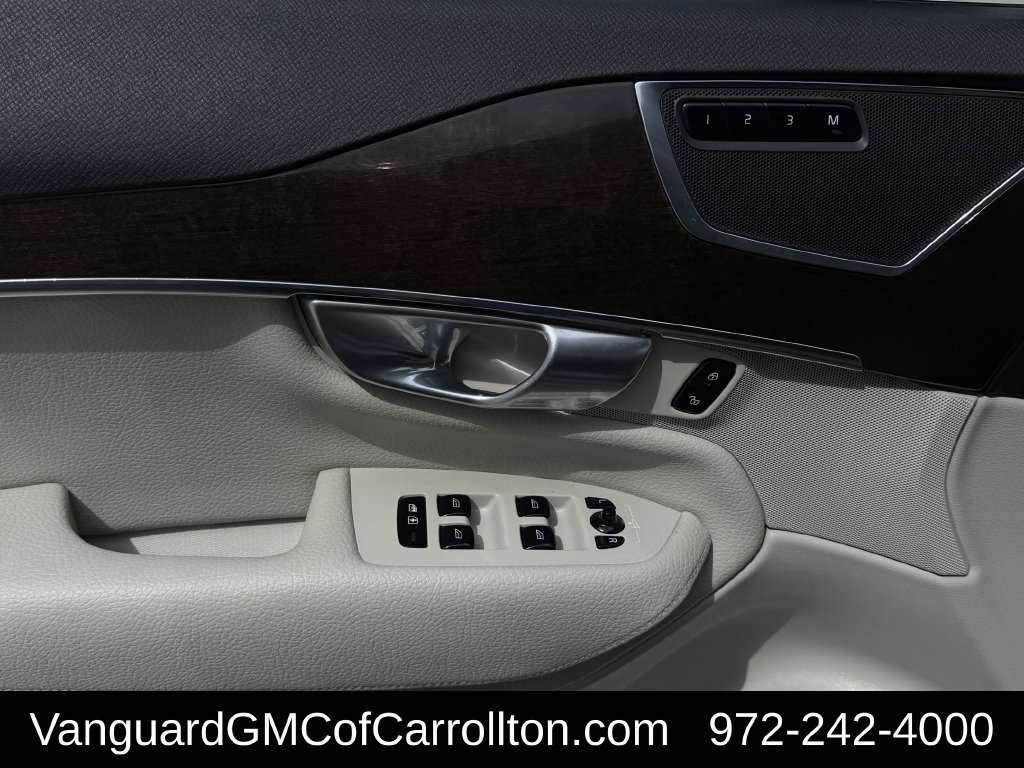 Used 2018 Volvo XC90 T5 Momentum w/ Convenience Package FWD image 24