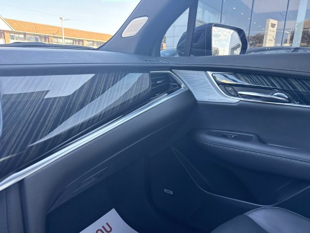 Certified 2024 Cadillac XT6 Premium Luxury AWD/4WD image 81