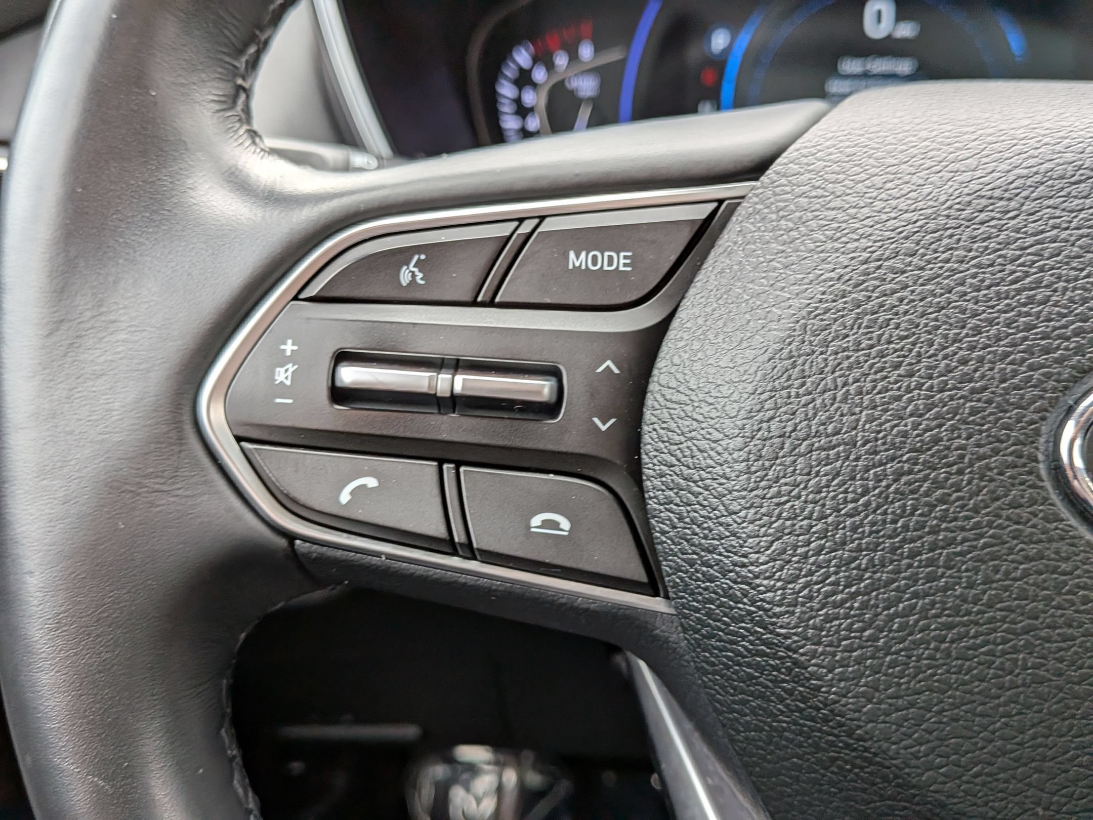 Used 2019 Hyundai Santa Fe AWD image 14