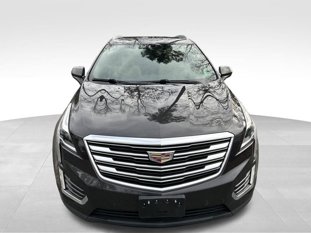 Used 2017 Cadillac XT5 Luxury w/ Driver Awareness Package image 9