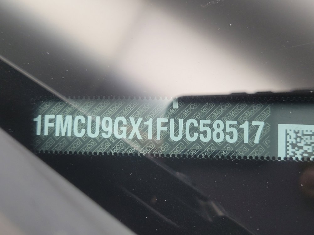 Used 2015 Ford Escape SE image 33