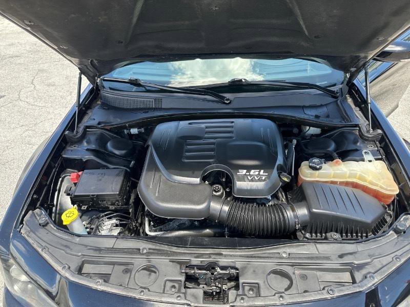 Used 2021 Chrysler 300 S image 29