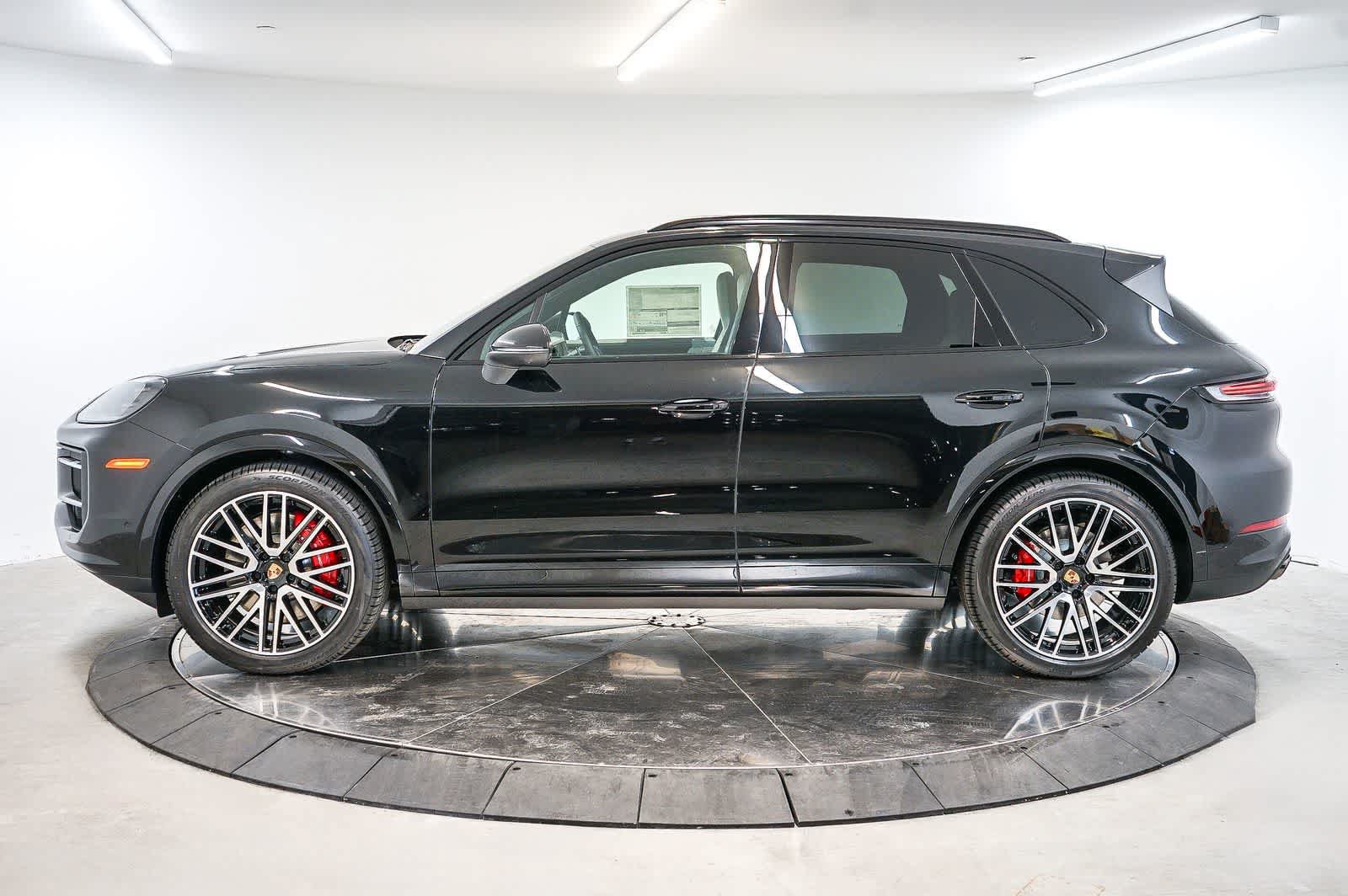 New 2026 Porsche Cayenne S AWD/4WD image 2