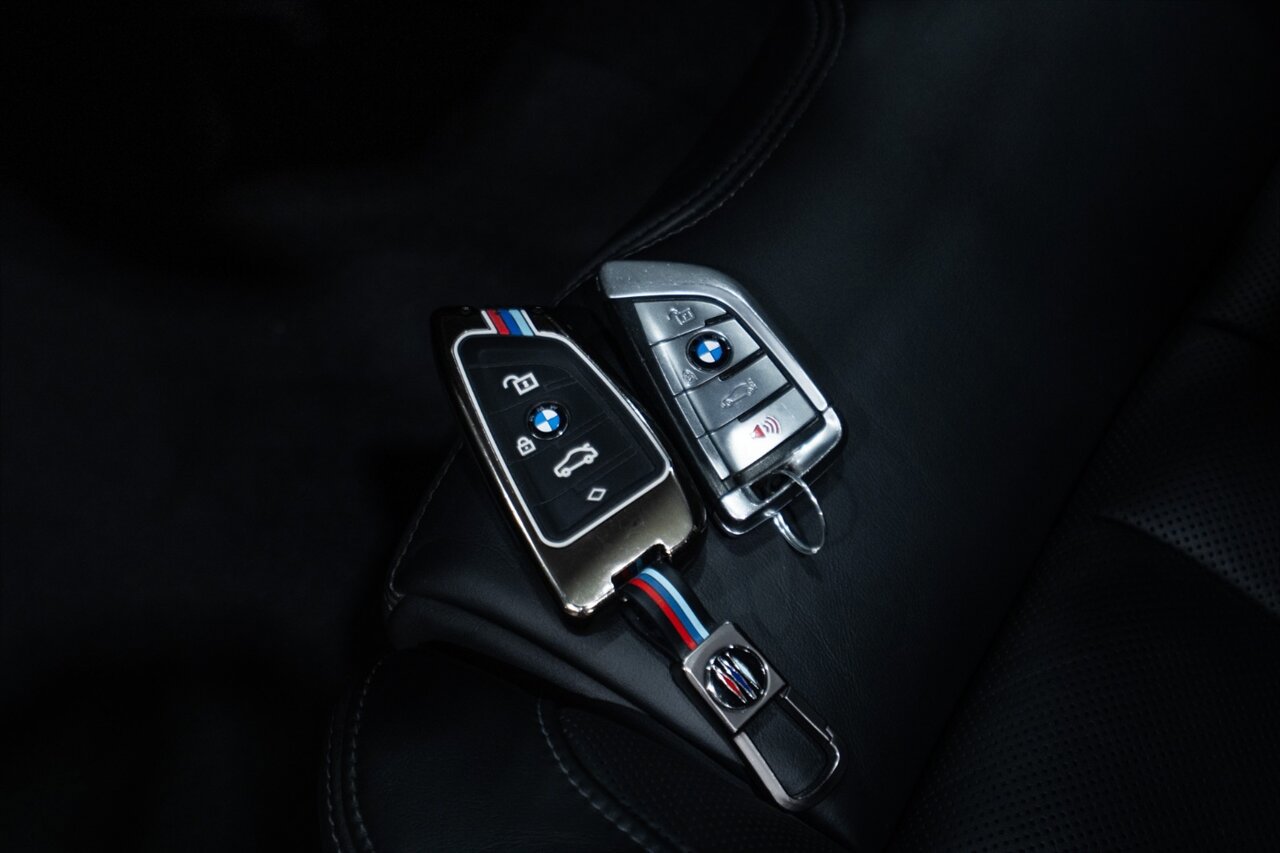 Used 2019 BMW M5 w/ Executive Package image 21