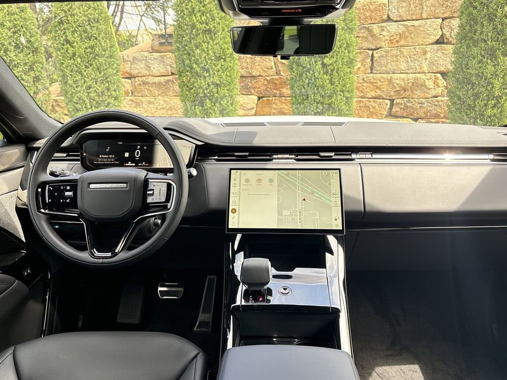 New 2026 Land Rover Range Rover Sport Dynamic SE AWD/4WD image 12