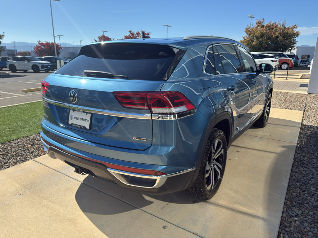 Used 2020 Volkswagen Atlas Cross Sport SEL Premium image 4