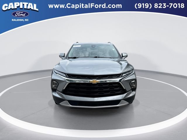 Used 2024 Chevrolet Blazer LT w/ Convenience Package FWD image 3