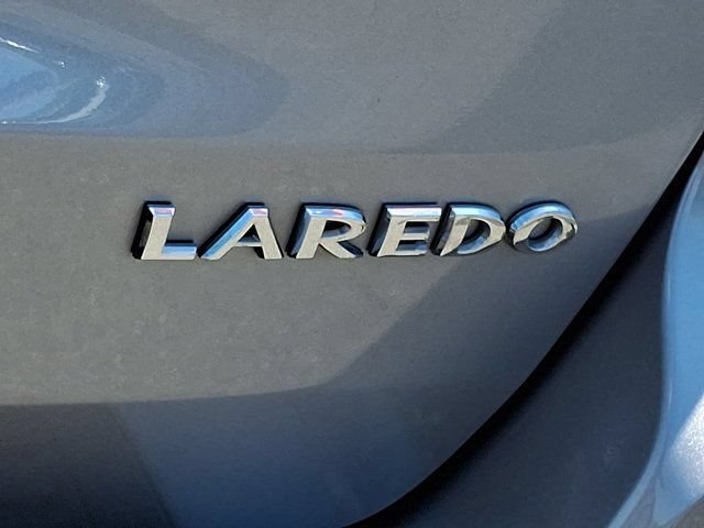 Certified 2021 Jeep Grand Cherokee Laredo X AWD/4WD image 36