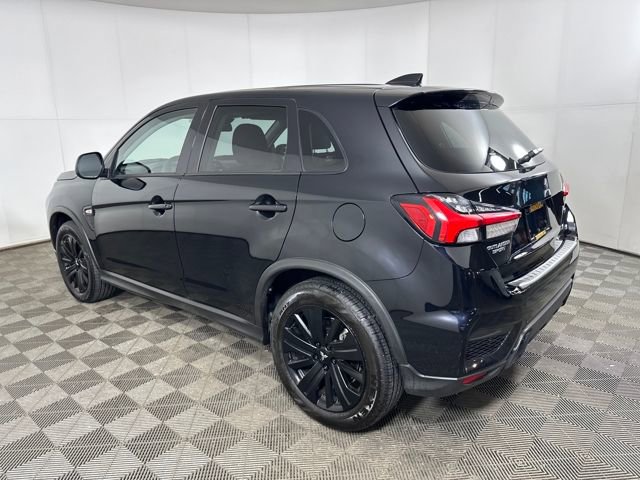 Used 2025 Mitsubishi Outlander Sport LE image 5