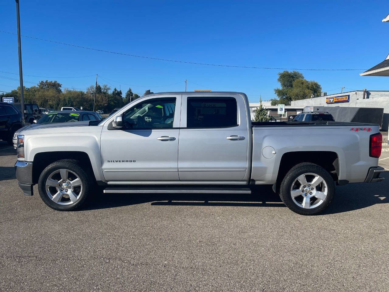 Used 2017 Chevrolet Silverado 1500 LT w/ All Star Edition image 2