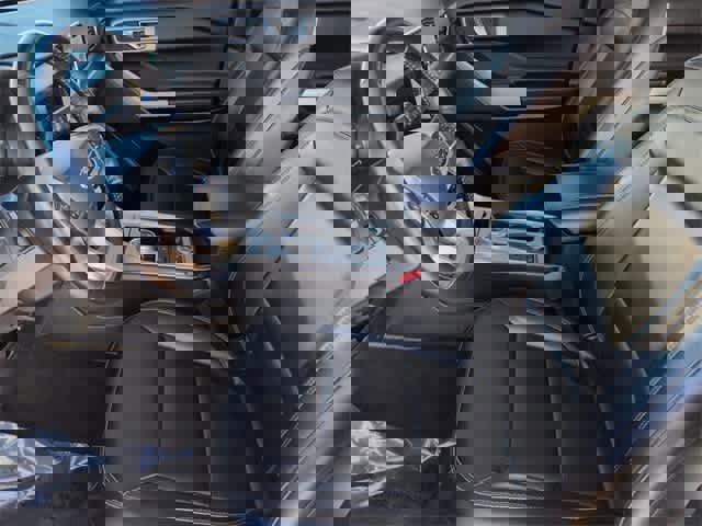 Used 2022 Ford Explorer XLT w/ Equipment Group 202A image 17