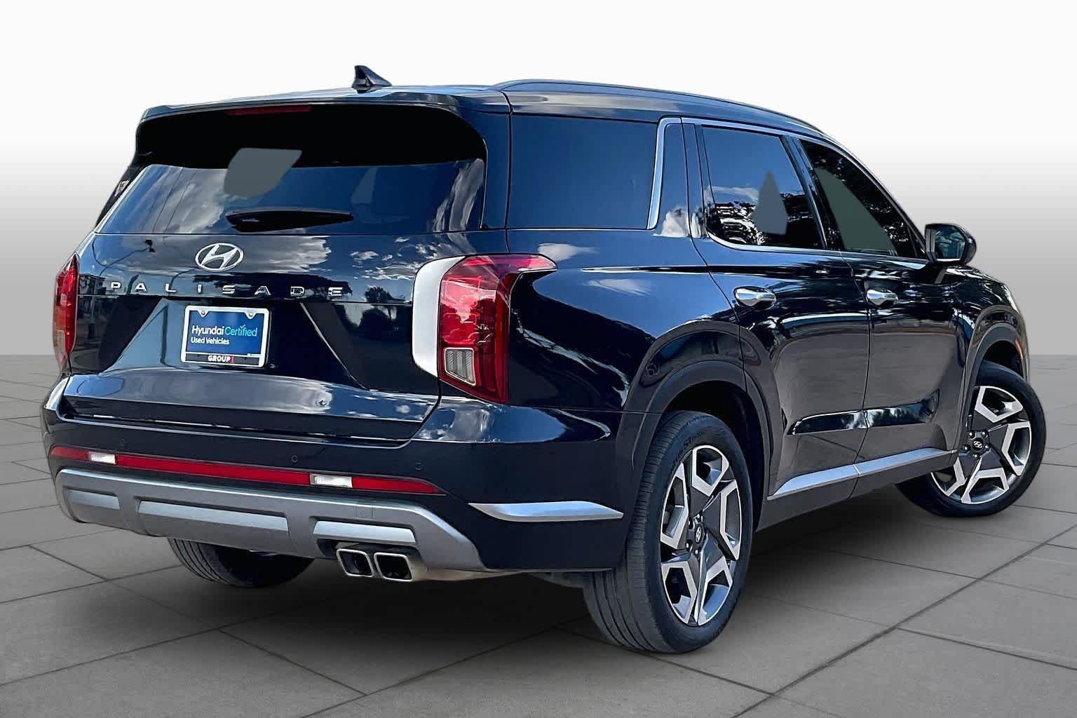 Used 2024 Hyundai Palisade SEL FWD image 13